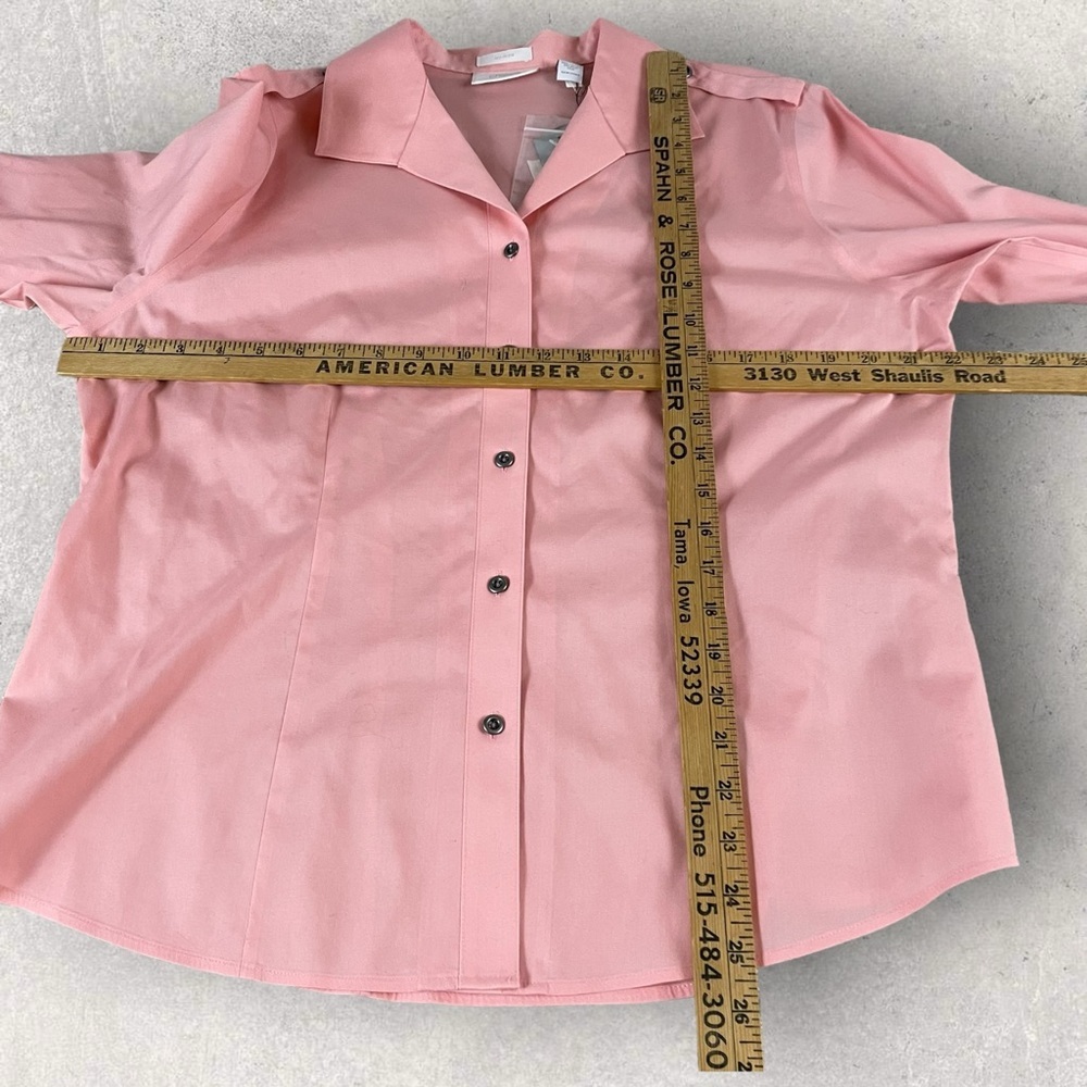 Size 2 Chicos No Iron Button Up Pink Blouse Long Sleeves - Picture 9 of 9